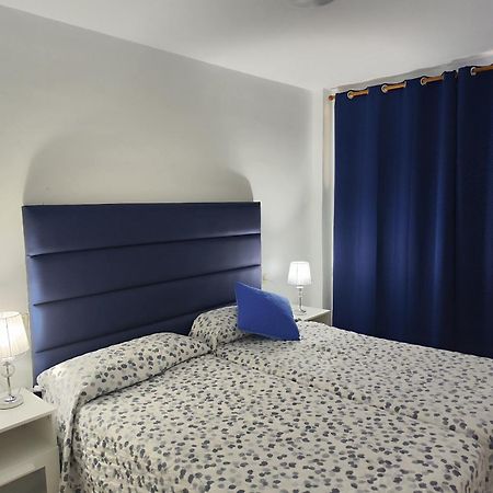 Comodoro Magnifico Apartamento En La Playa Los Cristianos  Exteriör bild